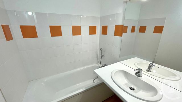 Appartement &agrave; louer - 2 pi&egrave;ces - 31,25 m2 - Trelissac - 24 - AQUITAINE
