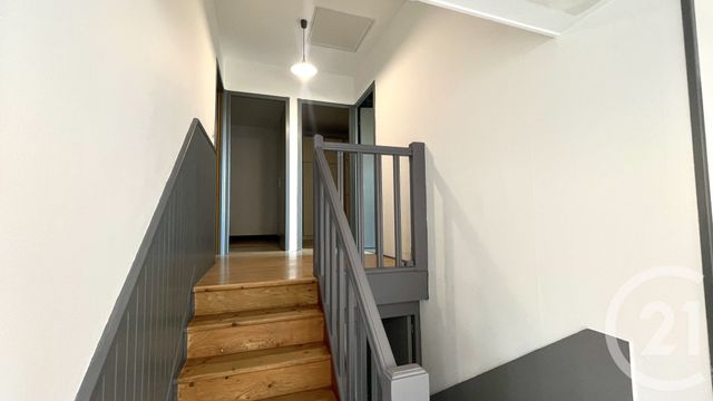 Maison &agrave; louer - 5 pi&egrave;ces - 112,08 m2 - La Chapelle Gonaguet - 24 - AQUITAINE