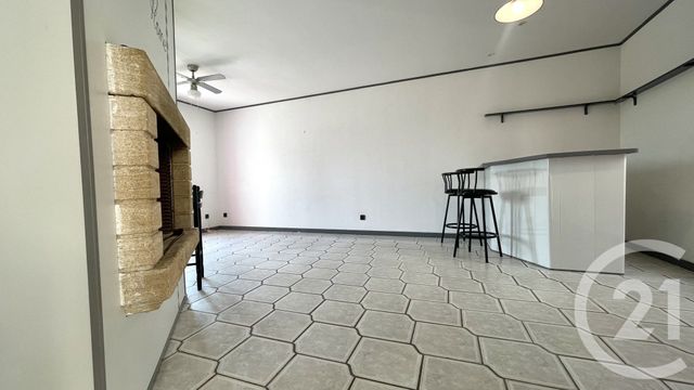 Maison &agrave; louer - 5 pi&egrave;ces - 112,08 m2 - La Chapelle Gonaguet - 24 - AQUITAINE
