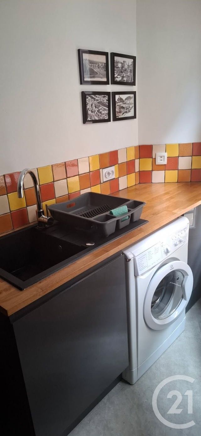 Appartement F1 &agrave; louer - 1 pi&egrave;ce - 42 m2 - Perigueux - 24 - AQUITAINE