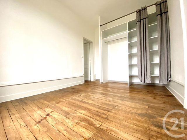 Appartement F2 &agrave; louer - 2 pi&egrave;ces - 65,03 m2 - Perigueux - 24 - AQUITAINE