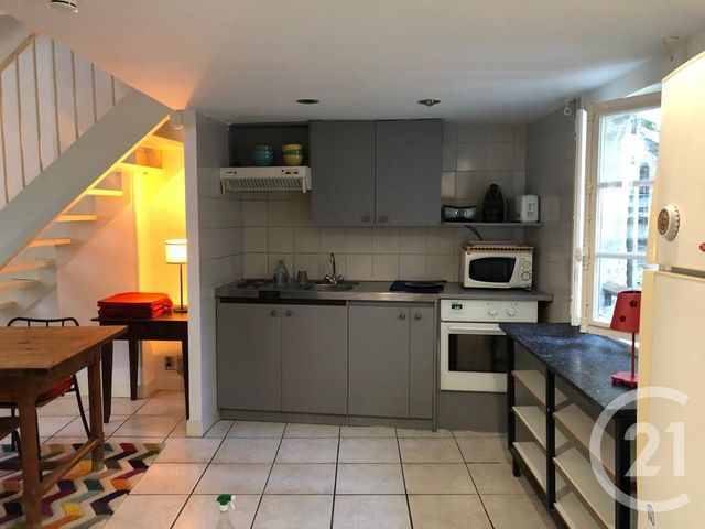 Appartement &agrave; louer - 2 pi&egrave;ces - 60 m2 - Perigueux - 24 - AQUITAINE