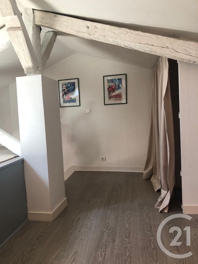 Appartement &agrave; louer - 2 pi&egrave;ces - 60 m2 - Perigueux - 24 - AQUITAINE