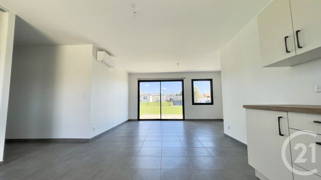 Appartement &agrave; louer - 4 pi&egrave;ces - 90 m2 - Boulazac Isle Manoire - 24 - AQUITAINE
