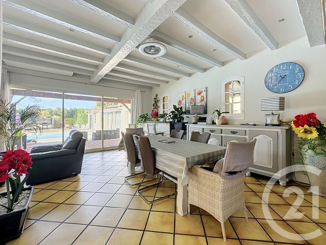 Maison &agrave; vendre - 11 pi&egrave;ces - 238 m2 - St Leon Sur L Isle - 24 - AQUITAINE