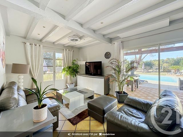 Maison &agrave; vendre - 11 pi&egrave;ces - 238 m2 - St Leon Sur L Isle - 24 - AQUITAINE