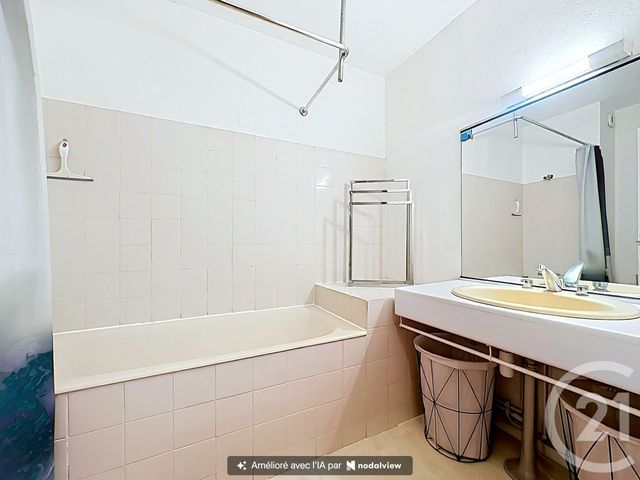 Appartement F1 &agrave; vendre - 1 pi&egrave;ce - 28,20 m2 - Perigueux - 24 - AQUITAINE