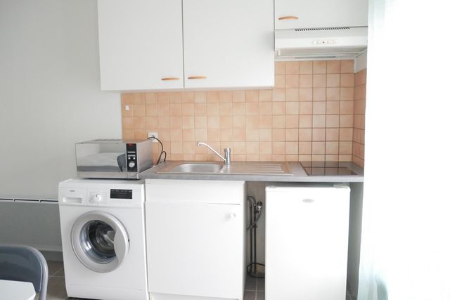 Appartement F1 &agrave; louer - 1 pi&egrave;ce - 23,51 m2 - Perigueux - 24 - AQUITAINE