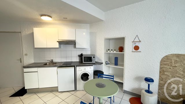 Appartement Studio &agrave; louer - 1 pi&egrave;ce - 24,70 m2 - Perigueux - 24 - AQUITAINE