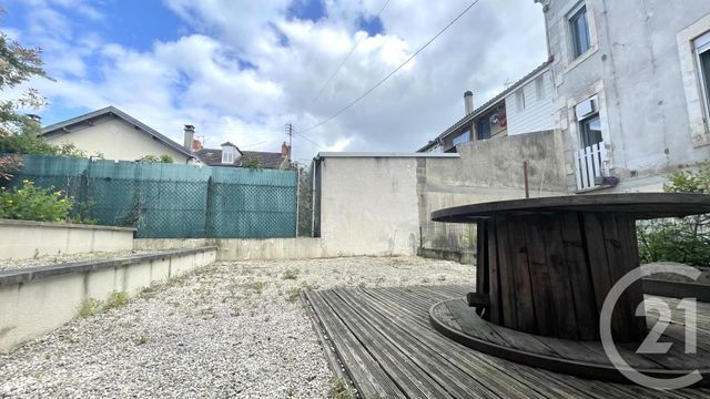 Appartement &agrave; louer - 2 pi&egrave;ces - 45 m2 - Perigueux - 24 - AQUITAINE