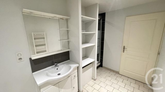 Appartement &agrave; louer - 2 pi&egrave;ces - 45 m2 - Perigueux - 24 - AQUITAINE