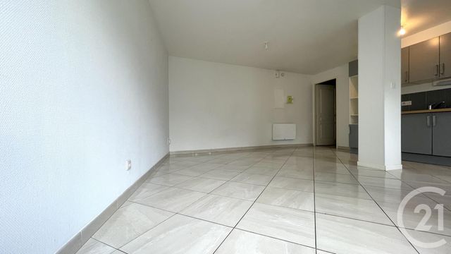 Appartement &agrave; louer - 2 pi&egrave;ces - 45 m2 - Perigueux - 24 - AQUITAINE