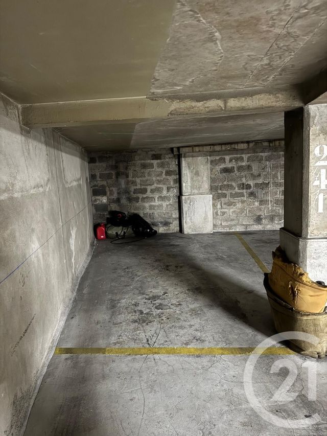 Parking à vendre - 14,74 m2 - Paris - 75015 - ILE-DE-FRANCE