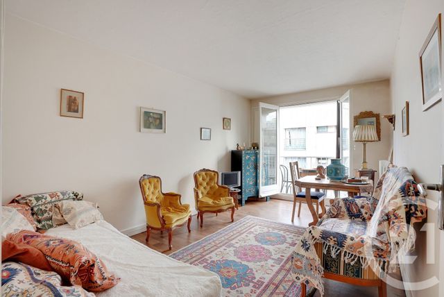 Appartement F2 à vendre - 2 pièces - 51,18 m2 - Paris - 75015 - ILE-DE-FRANCE