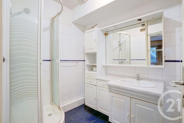 Appartement F2 à vendre - 2 pièces - 43,85 m2 - Paris - 75015 - ILE-DE-FRANCE