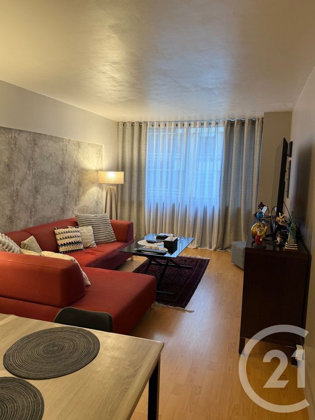 Appartement F4 &agrave; louer - 4 pi&egrave;ces - 82,37 m2 - Paris - 75015 - ILE-DE-FRANCE