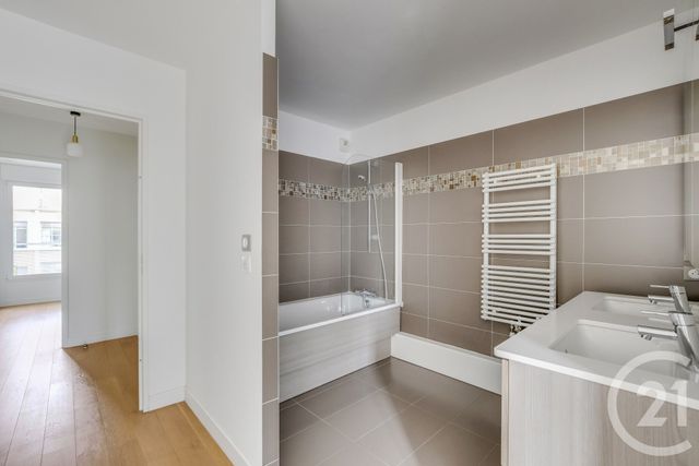 Appartement F5 &agrave; louer - 5 pi&egrave;ces - 112,80 m2 - Paris - 75014 - ILE-DE-FRANCE
