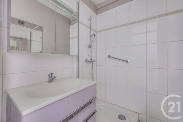 Appartement Duplex &agrave; vendre - 4 pi&egrave;ces - 60,98 m2 - Paris - 75015 - ILE-DE-FRANCE