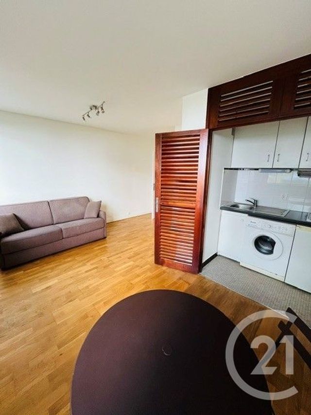 Appartement F1 &agrave; louer - 1 pi&egrave;ce - 25,39 m2 - Paris - 75015 - ILE-DE-FRANCE