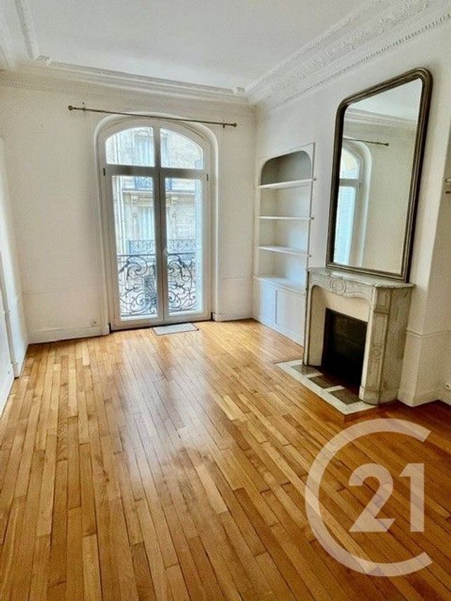 Appartement &agrave; louer - 3 pi&egrave;ces - 74,21 m2 - Paris - 75015 - ILE-DE-FRANCE