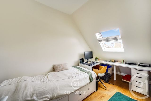Appartement F4 &agrave; louer - 4 pi&egrave;ces - 81,75 m2 - Paris - 75015 - ILE-DE-FRANCE