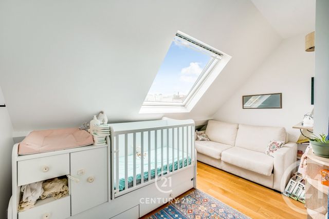 Appartement F4 &agrave; louer - 4 pi&egrave;ces - 81,75 m2 - Paris - 75015 - ILE-DE-FRANCE