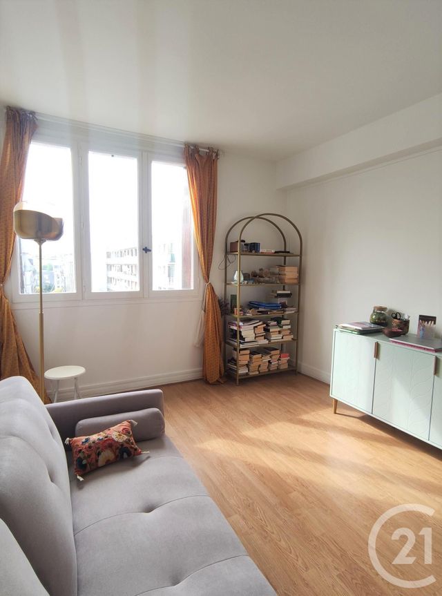 Appartement F2 &agrave; louer - 2 pi&egrave;ces - 40,80 m2 - Paris - 75015 - ILE-DE-FRANCE
