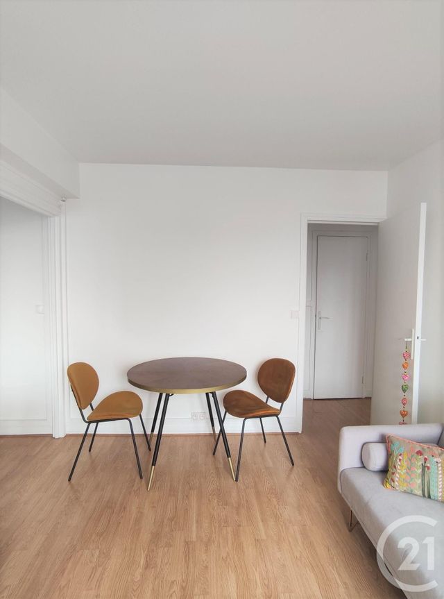 Appartement F2 &agrave; louer - 2 pi&egrave;ces - 40,80 m2 - Paris - 75015 - ILE-DE-FRANCE