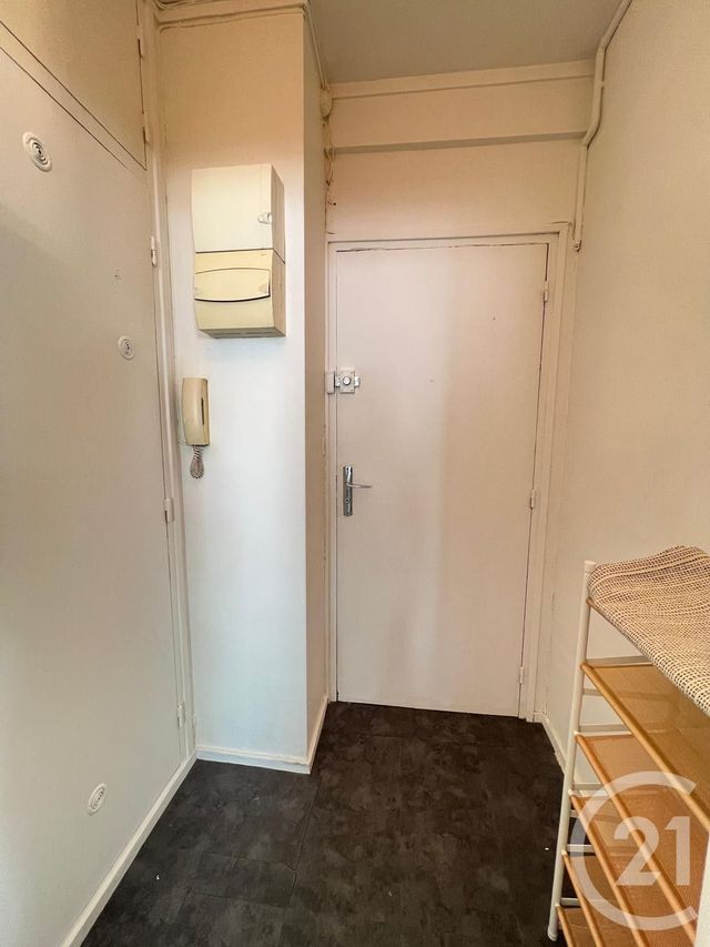 Appartement F1 &agrave; louer - 1 pi&egrave;ce - 23,80 m2 - Paris - 75015 - ILE-DE-FRANCE
