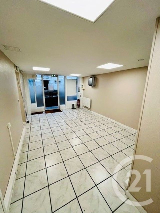 Appartement Local &agrave; louer - 1 pi&egrave;ce - 50 m2 - Paris - 75015 - ILE-DE-FRANCE