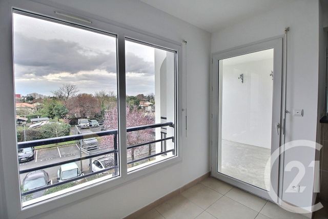 Appartement T3 &agrave; vendre - 3 pi&egrave;ces - 65,60 m2 - Villenave D Ornon - 33 - AQUITAINE