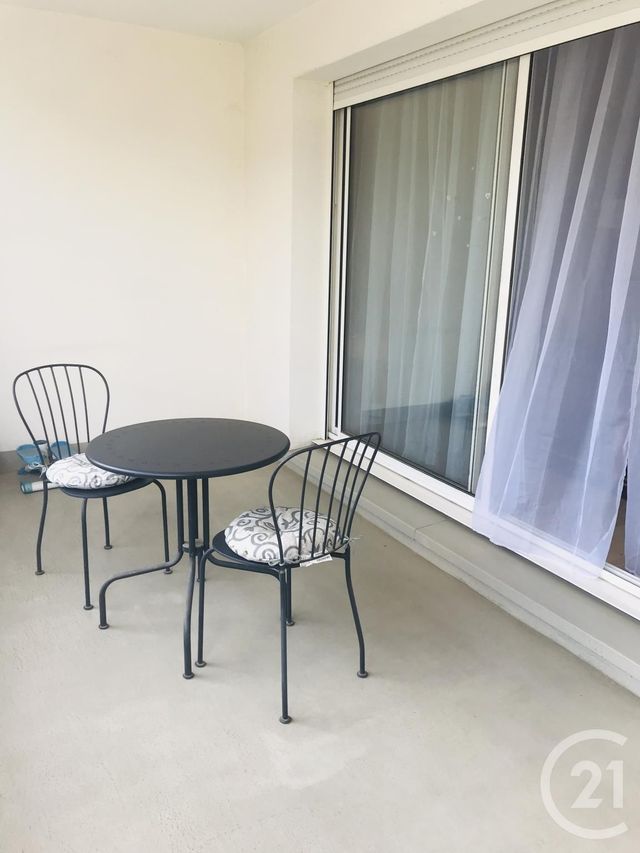 Appartement T4 à louer - 4 pièces - 86 m2 - Bordeaux - 33 - AQUITAINE