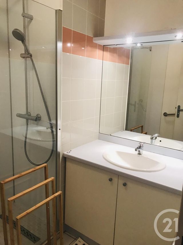 Appartement T4 à louer - 4 pièces - 86 m2 - Bordeaux - 33 - AQUITAINE