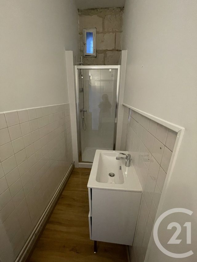 Appartement F2 &agrave; louer - 2 pi&egrave;ces - 56,10 m2 - Bordeaux - 33 - AQUITAINE