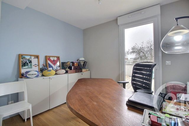 Appartement F4 à vendre - 4 pièces - 87 m2 - Talence - 33 - AQUITAINE
