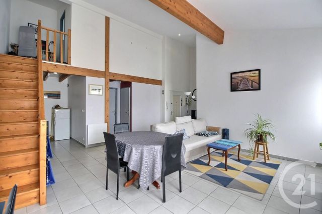 Appartement T3 à vendre - 3 pièces - 68,70 m2 - Villenave D Ornon - 33 - AQUITAINE