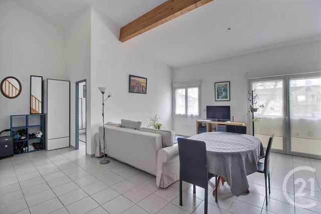 Appartement T3 à vendre - 3 pièces - 68,70 m2 - Villenave D Ornon - 33 - AQUITAINE