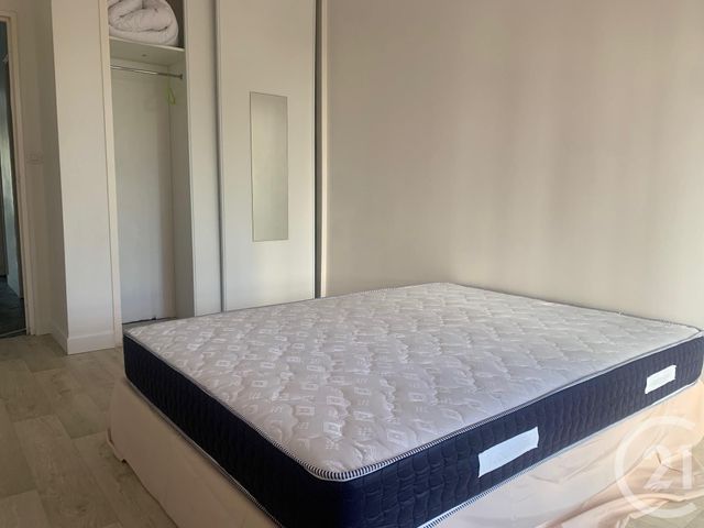 Appartement T2 à vendre - 2 pièces - 55,40 m2 - Pessac - 33 - AQUITAINE