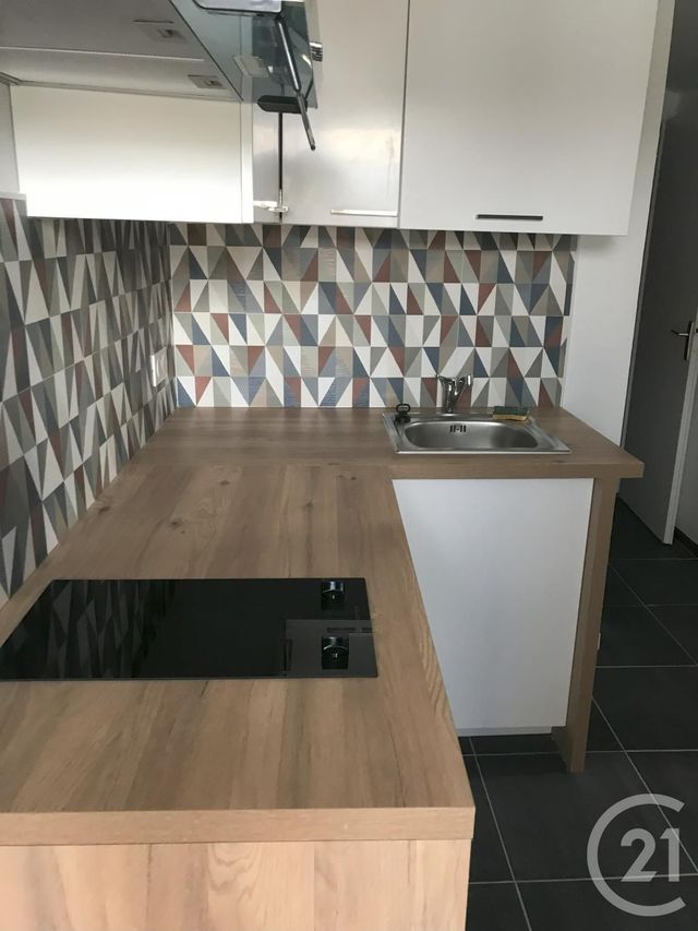 Appartement T1 &agrave; louer - 1 pi&egrave;ce - 17,69 m2 - Bordeaux - 33 - AQUITAINE