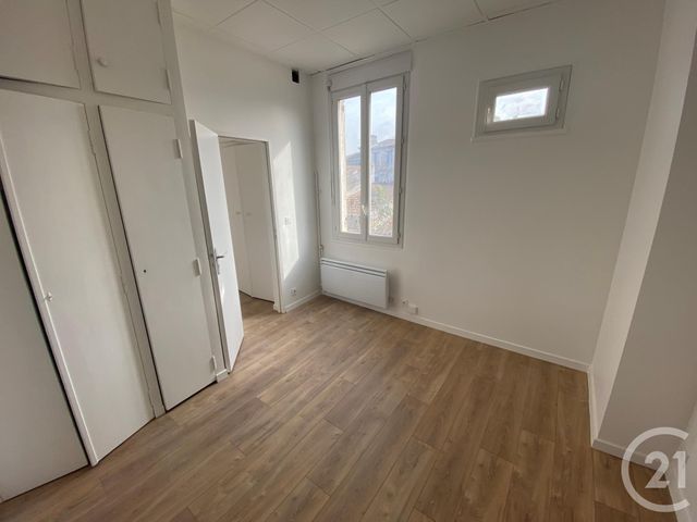Appartement F1 &agrave; louer - 1 pi&egrave;ce - 24,65 m2 - Bordeaux - 33 - AQUITAINE