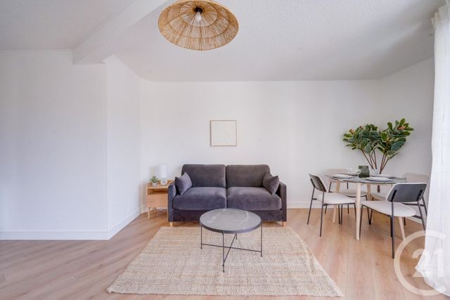 Appartement F1 à louer - 1 pièce - 30,70 m2 - Bordeaux - 33 - AQUITAINE