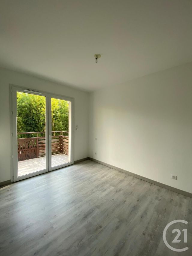 Appartement T4 à louer - 4 pièces - 89,83 m2 - Merignac - 33 - AQUITAINE