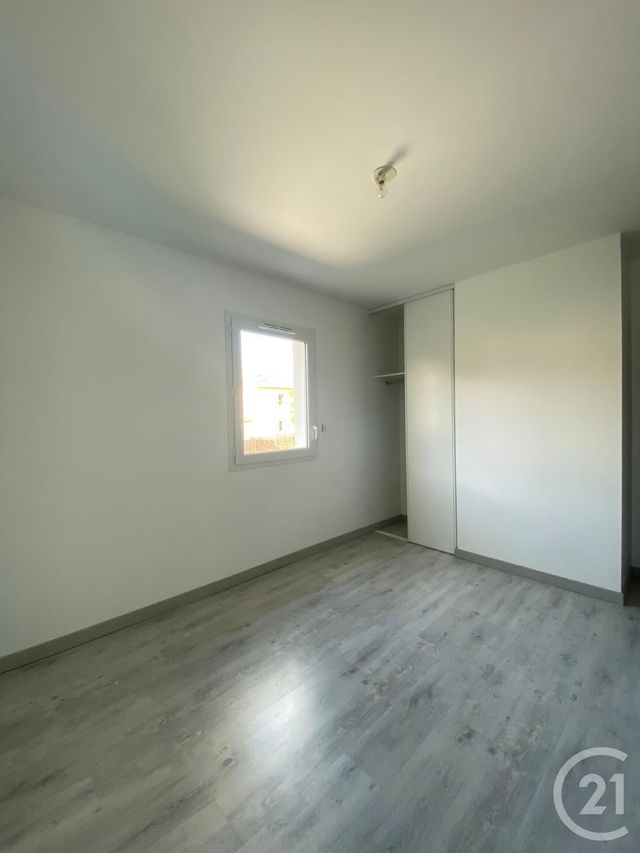 Appartement T4 à louer - 4 pièces - 89,83 m2 - Merignac - 33 - AQUITAINE