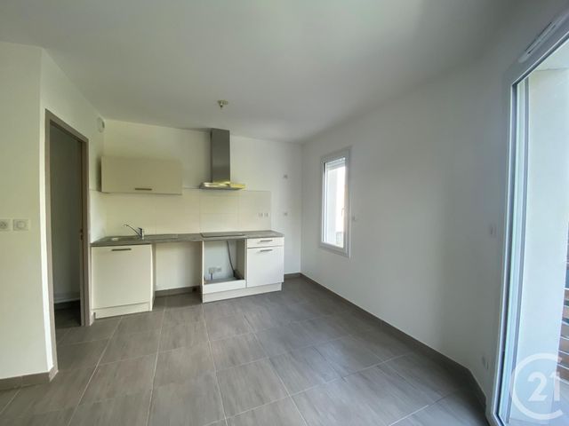 Appartement T4 à louer - 4 pièces - 89,83 m2 - Merignac - 33 - AQUITAINE