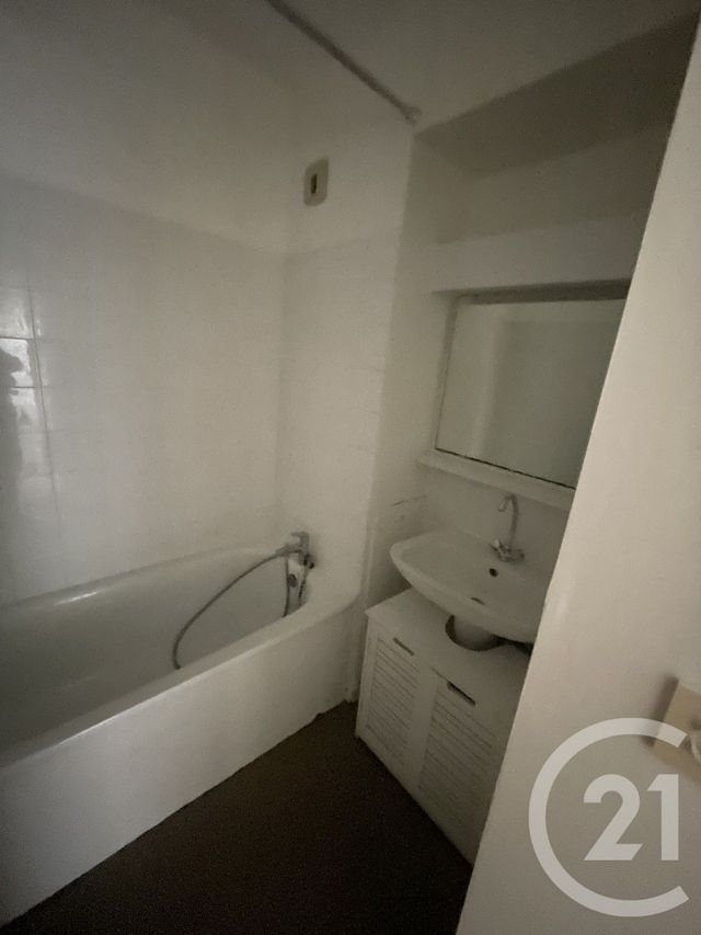 Appartement F3 &agrave; louer - 3 pi&egrave;ces - 65 m2 - Bordeaux - 33 - AQUITAINE