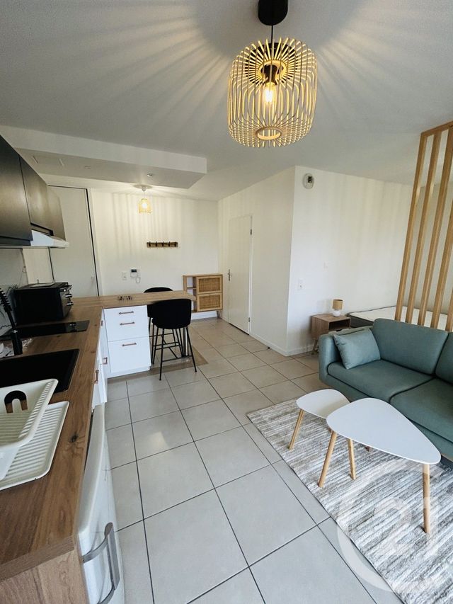 Appartement T1 &agrave; louer - 1 pi&egrave;ce - 30,29 m2 - Talence - 33 - AQUITAINE
