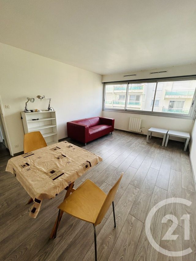 Appartement T2 &agrave; louer - 2 pi&egrave;ces - 45,09 m2 - Bordeaux - 33 - AQUITAINE