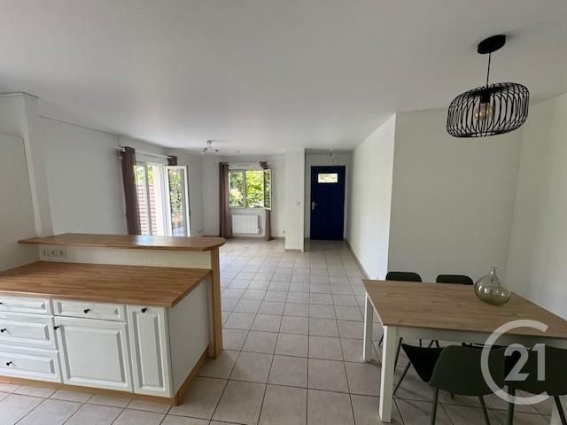 Maison &agrave; louer - 3 pi&egrave;ces - 71 m2 - St Loubes - 33 - AQUITAINE