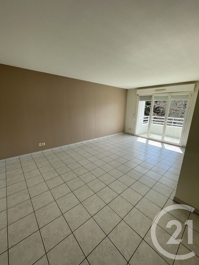 Appartement F3 &agrave; louer - 3 pi&egrave;ces - 63,43 m2 - Gradignan - 33 - AQUITAINE