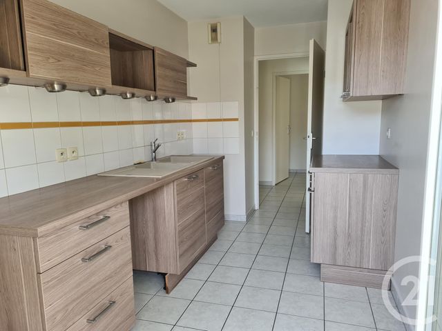 Appartement F3 &agrave; louer - 3 pi&egrave;ces - 63,43 m2 - Gradignan - 33 - AQUITAINE